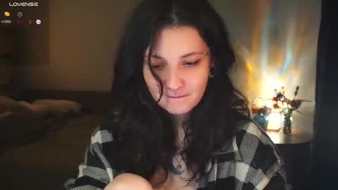 Snapshot of maymary_ chatting on November 8, 6:24 am Mary . online show from November 8, 6:24 am