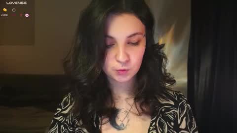 Snapshot of maymary_ chatting on November 24, 5:40 am Mary . online show from November 24, 5:40 am