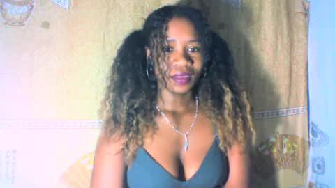 mayrah online show from February 21, 5:24 am