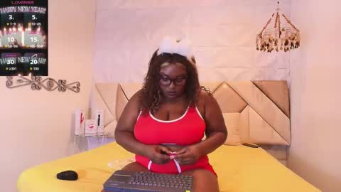 Snapshot of maystorm_ chatting on November 12, 2:56 am May online show from November 12, 2:56 am