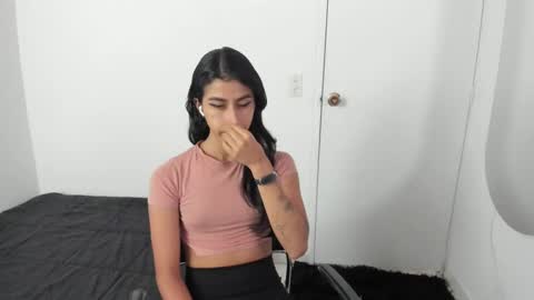 mazikeen_18 online show from November 5, 1:33 pm