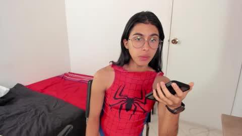 Snapshot of mazikeen_18 chatting on February 20, 1:44 pm mazikeen_18 online show from February 20, 1:44 pm
