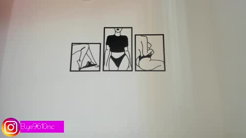 Ellie online show from October 25, 6:46 pm