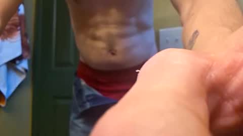 mclovinmackay online show from February 16, 12:29 am