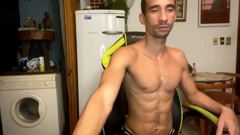 Snapshot of mdbisc chatting on January 20, 10:48 pm mdbisc online show from January 20, 10:48 pm