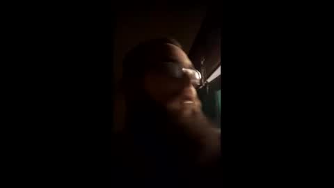 Snapshot of mdown94 chatting on December 22, 3:14 am mdown94 online show from December 22, 3:14 am