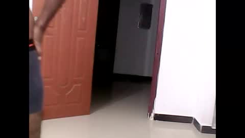 Snapshot of me_hai12 chatting on January 25, 12:38 am me_hai12 online show from January 25, 12:38 am