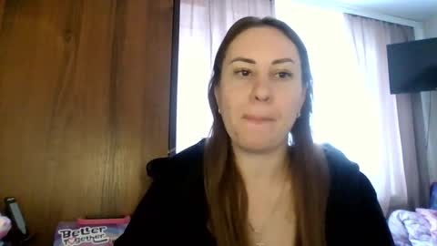 meadoweyes_ online show from September 24, 6:39 am