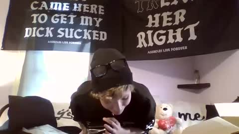 Snapshot of meateater7455 chatting on March 10, 3:30 pm meateater7455 online show from March 10, 3:30 pm