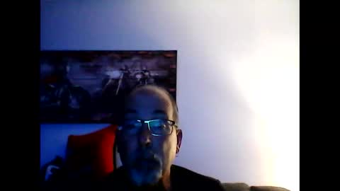 Snapshot of meathome3 chatting on November 19, 4:12 am me at home online show from November 19, 4:12 am