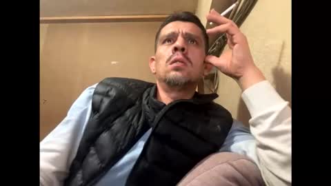 mecera83 online show from October 9, 10:24 am