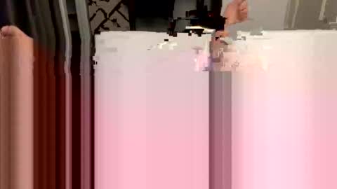 Snapshot of mediokilo69 chatting on December 17, 5:30 pm mediokilo69 online show from December 17, 5:30 pm