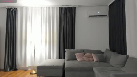 Snapshot of medussaeyes chatting on January 23, 9:29 pm MedussaEyes online show from January 23, 9:29 pm