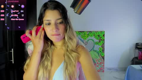 Snapshot of meduza_sexy_caramel chatting on January 7, 1:57 pm Baio online show from January 7, 1:57 pm