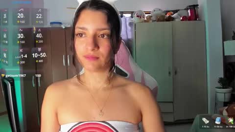 Snapshot of meduza_sexy_caramel chatting on October 31, 1:01 pm Baio online show from October 31, 1:01 pm