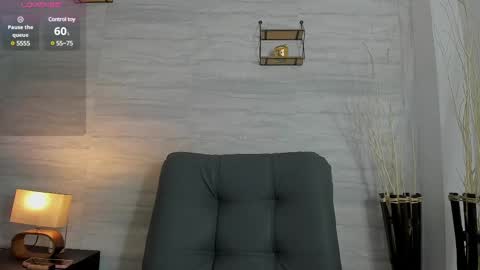 meegan_lopezz online show from February 6, 8:45 pm