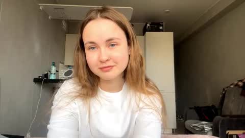 Snapshot of meehunte chatting on November 23, 10:15 am Olivia online show from November 23, 10:15 am