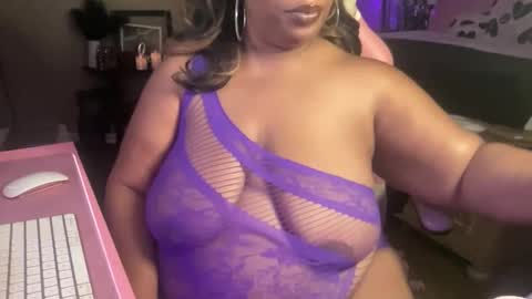 Southern Peach online show from November 2, 7:27 pm