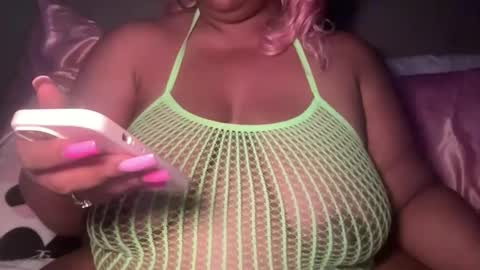 Southern Peach online show from November 25, 5:18 am