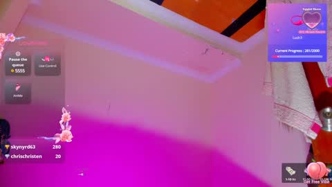 Snapshot of megan_7777 chatting on January 9, 10:52 am megan_7777 online show from January 9, 10:52 am