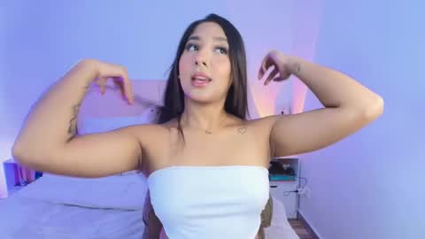 Snapshot of megan_ale chatting on November 5, 8:42 pm megan ale online show from November 5, 8:42 pm