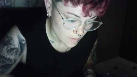 Megan and sophi online show from December 7, 5:26 am