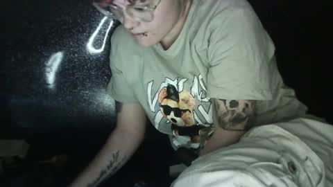 Megan and sophi online show from December 14, 8:56 am