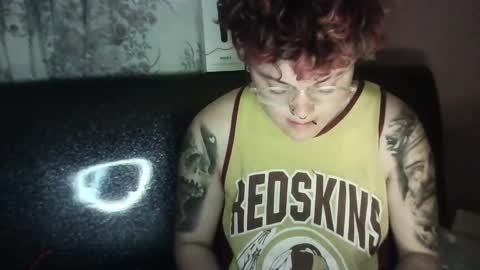 Megan and sophi online show from December 19, 6:56 am