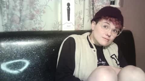 Megan and sophi online show from December 22, 5:12 am