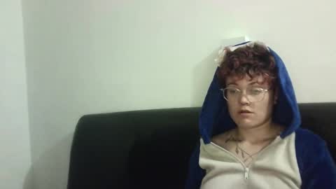 Megan and sophi online show from February 2, 6:58 am