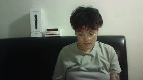 Megan and sophi online show from February 24, 8:06 am