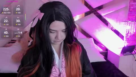 Snapshot of megan_devon chatting on October 31, 1:45 pm online show from October 31, 1:45 pm