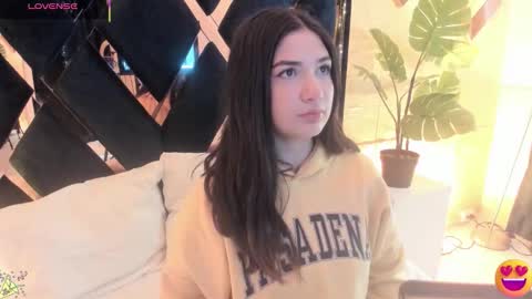     online show from February 19, 2:24 pm