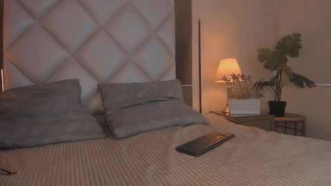 Megan online show from October 21, 12:06 pm