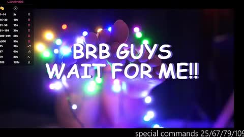 Snapshot of megan_evaans chatting on March 10, 3:12 am welcome guys please help me to reach 100 hands up Thanks online show from March 10, 3:12 am