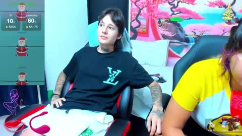 Megan and Gian online show from December 6, 12:45 am