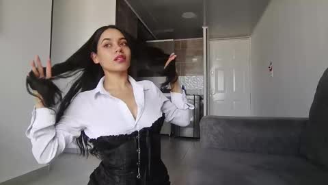 Snapshot of megan_lof chatting on December 16, 4:56 pm Megan online show from December 16, 4:56 pm