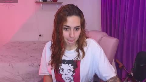                 Laura                 online show from October 9, 10:41 pm