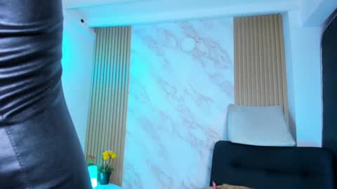 Megan online show from January 20, 11:45 am