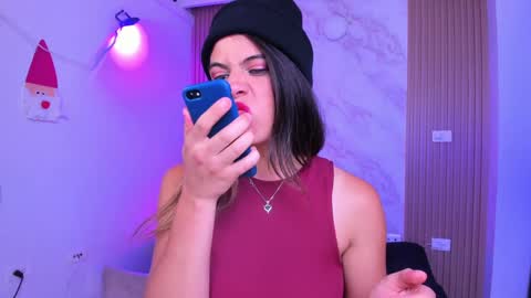 Megan online show from February 7, 6:02 pm