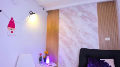 Megan online show from February 25, 2:33 pm