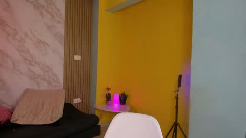 Megan online show from September 14, 2:38 pm