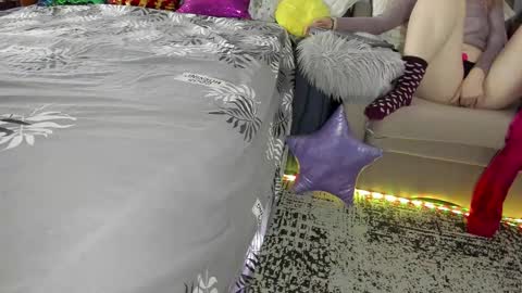 Nicki--------- Welcome to my Room online show from February 14, 8:11 am