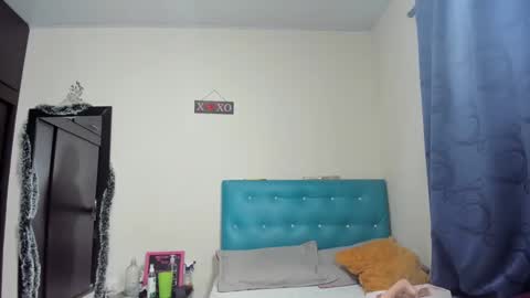 Snapshot of meganhotxx2 chatting on December 14, 4:56 am megan online show from December 14, 4:56 am