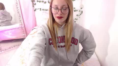 MEGAN online show from October 11, 10:08 pm
