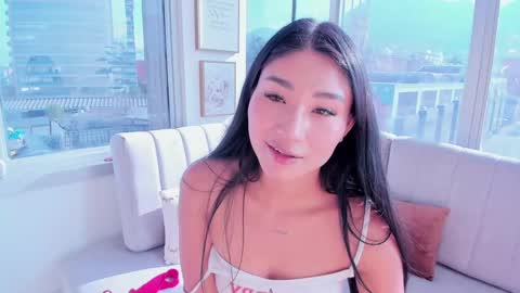 Mara online show from March 1, 1:07 pm