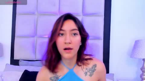 Snapshot of meganpresleyy chatting on February 13, 4:39 pm Megan Presley online show from February 13, 4:39 pm