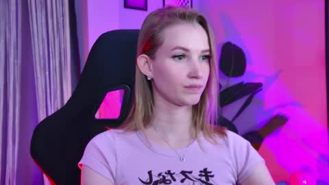 megan online show from April 17, 5:49 pm