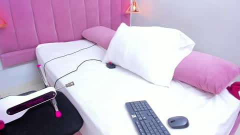 Megan  online show from October 27, 8:13 pm