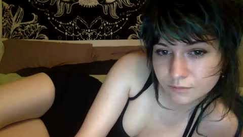 Snapshot of meganstacy chatting on November 8, 8:25 am Megan online show from November 8, 8:25 am